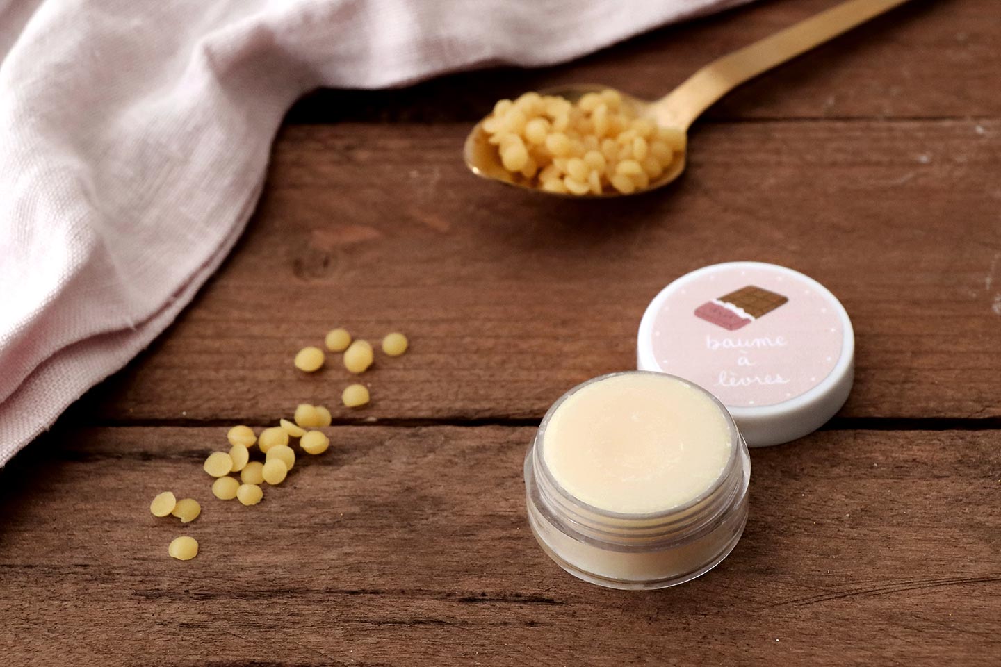 Recette DIY de baume à lèvres maison senteur cacao - Manayin